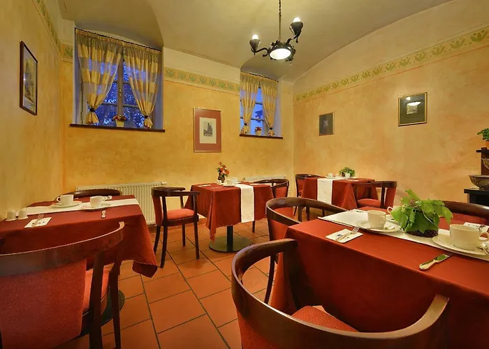 Ea Hotel Jeleni Dvur Prague Castle